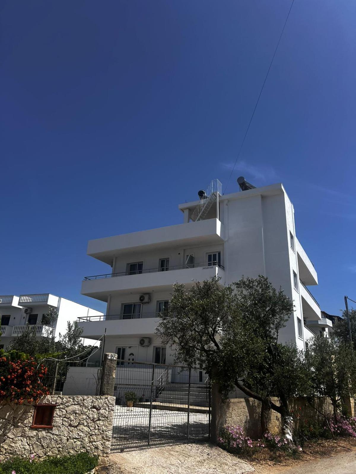 Near The Sea Apartments Nano كساميل المظهر الخارجي الصورة