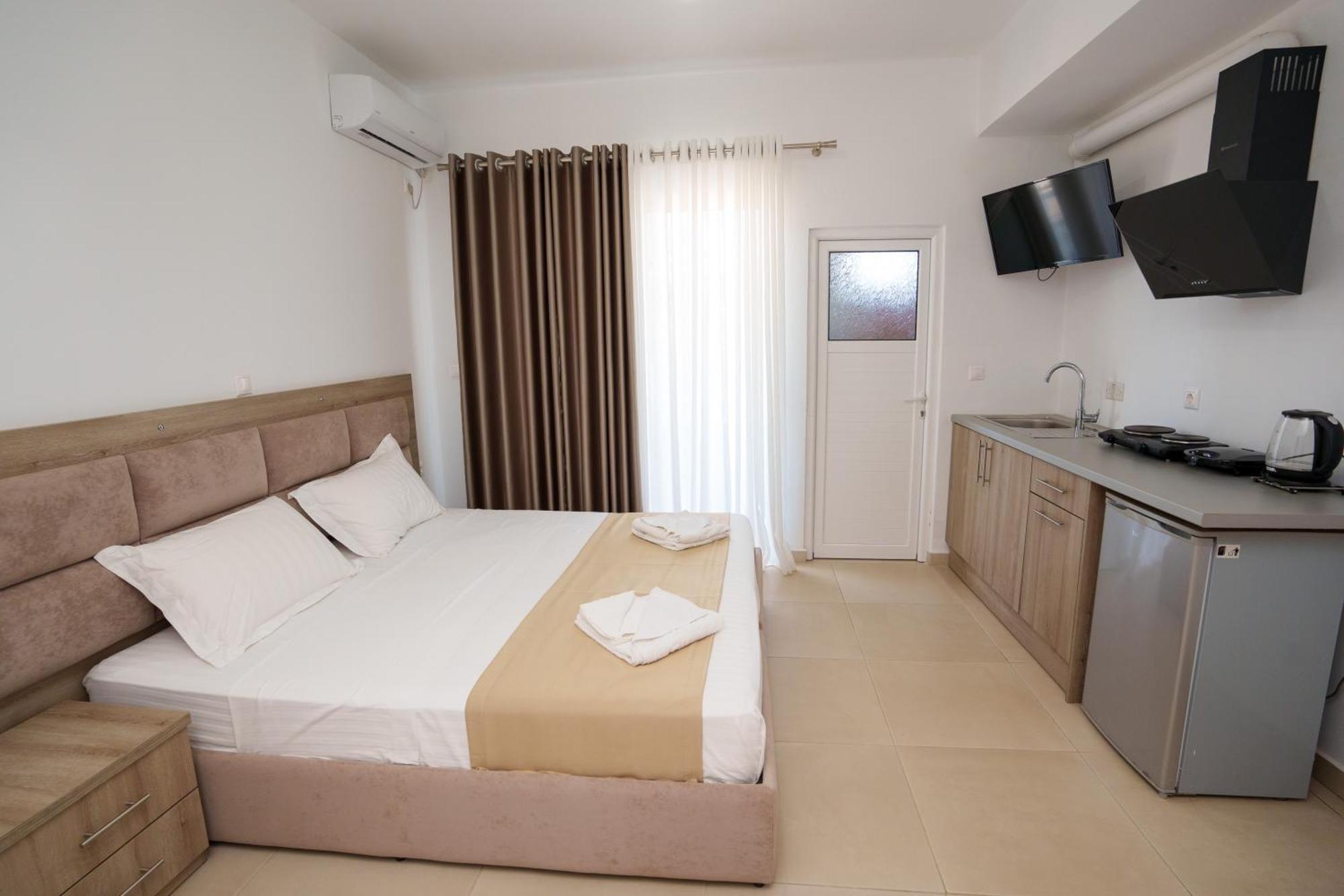 Near The Sea Apartments Nano كساميل المظهر الخارجي الصورة